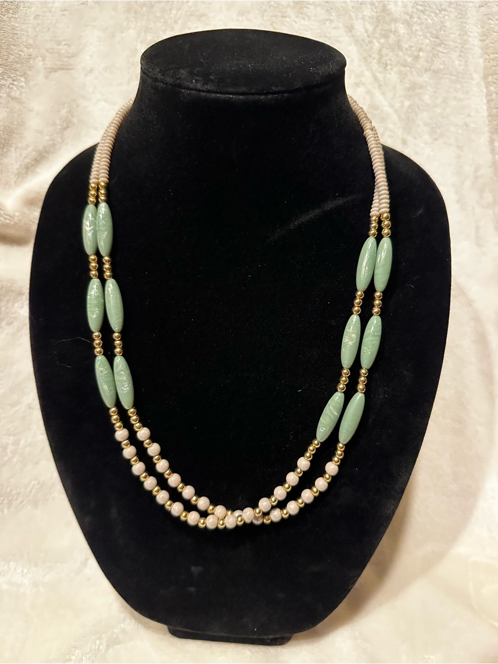 Trifari Signes Beaded Green And Gold Tone Necklace Statement Evening Vintage 24”